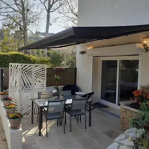 Appartement La Vallée Du Silence, Le Beausset
